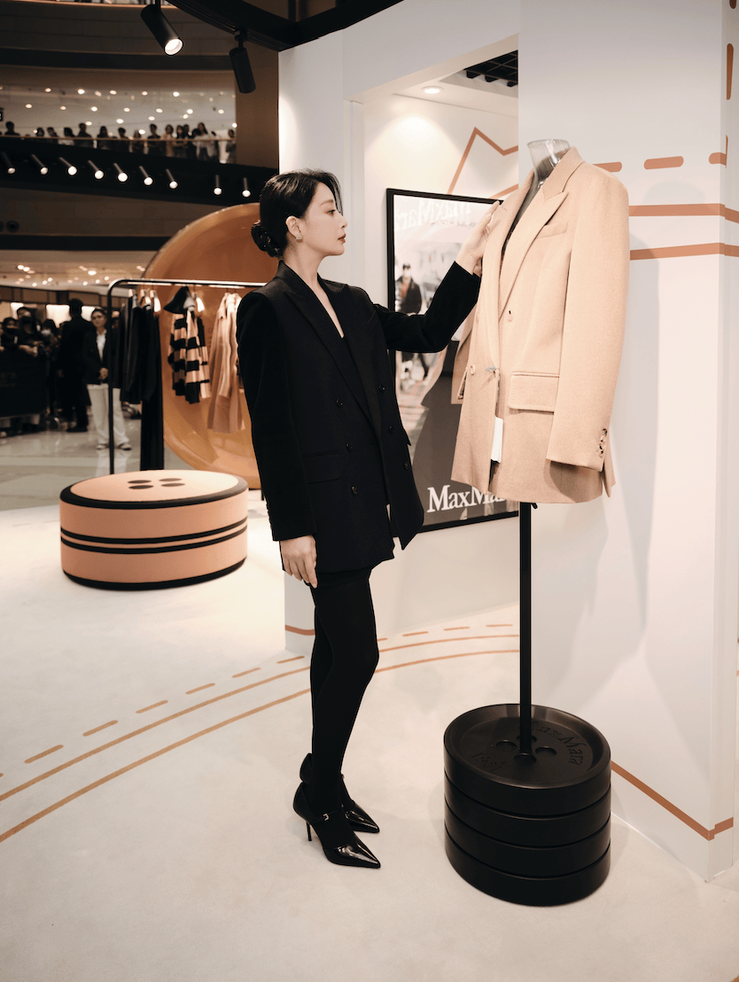 Max Mara上海港汇恒隆店盛装启幕 全新二零二四秋冬系列彰显非凡女性多重风采
